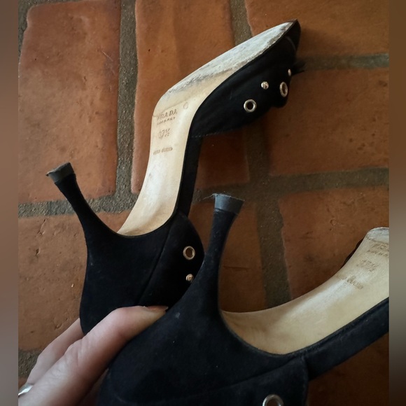 Vintage Prada Kitten heels with eyelets - Picture 4 of 4